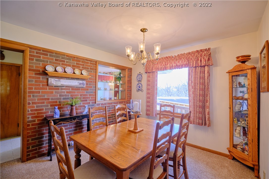 1604 Clark Road Charleston, WV 25314 - Photo 8 of 38 Gallery Image 8