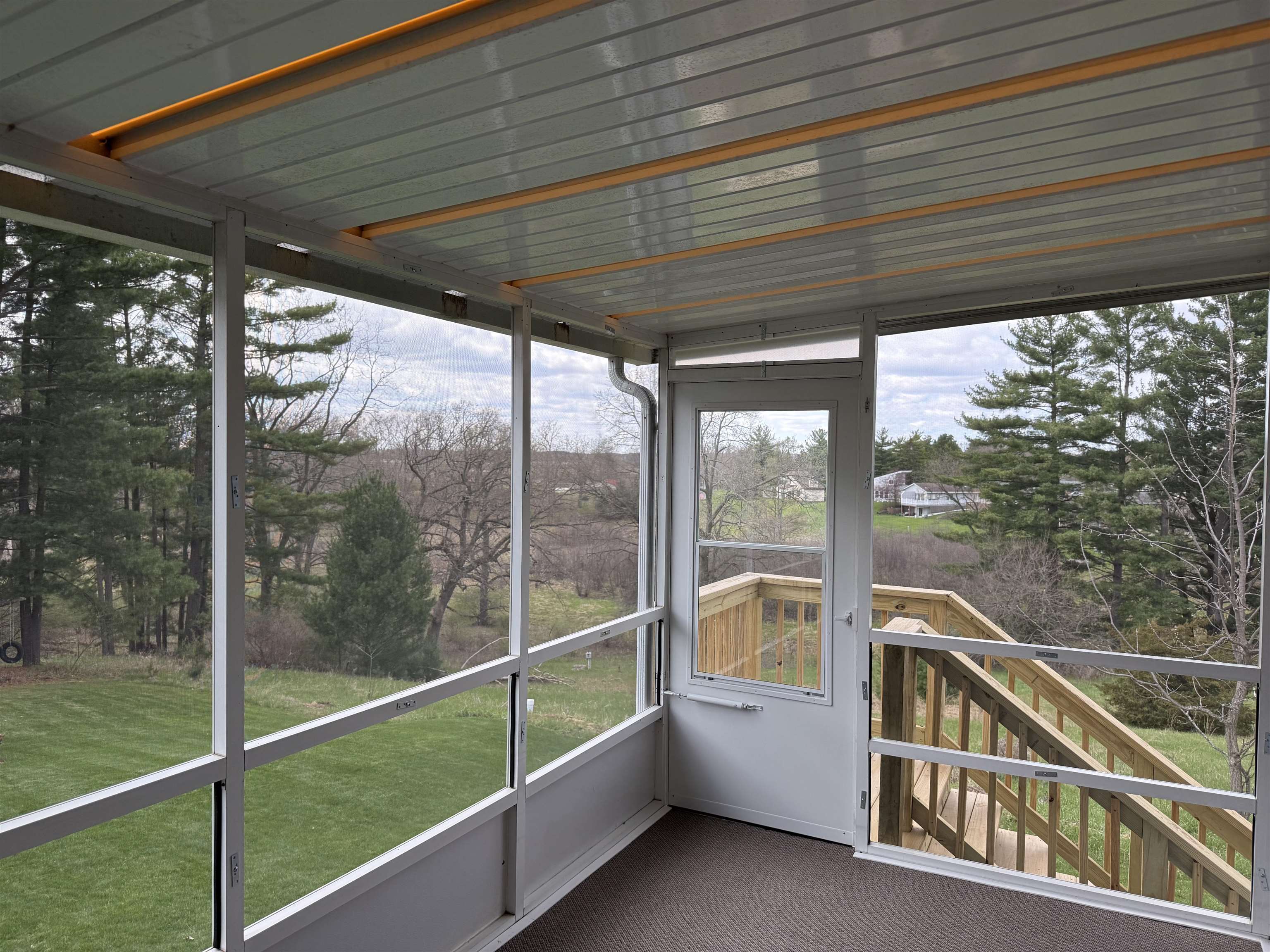 1045 Saddle Ridge Portage, WI 53901 - Photo 26 of 38