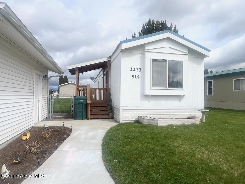 2233 West Merlyn Way Post Falls, ID 83854 - Photo 2 of 15 IMG_4068