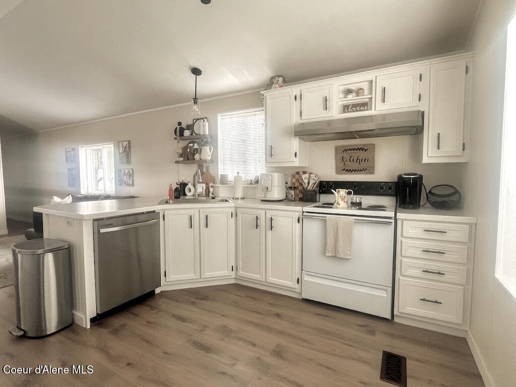 2233 West Merlyn Way Post Falls, ID 83854 - Photo 5 of 15 IMG_4058 (1)