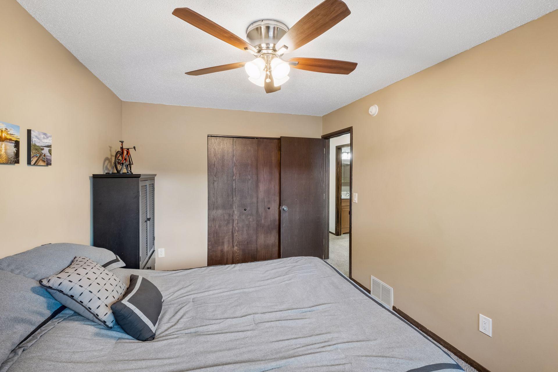 11032 Trail West Road Bloomington, MN 55437 - Photo 10 of 27 Gallery Image 10