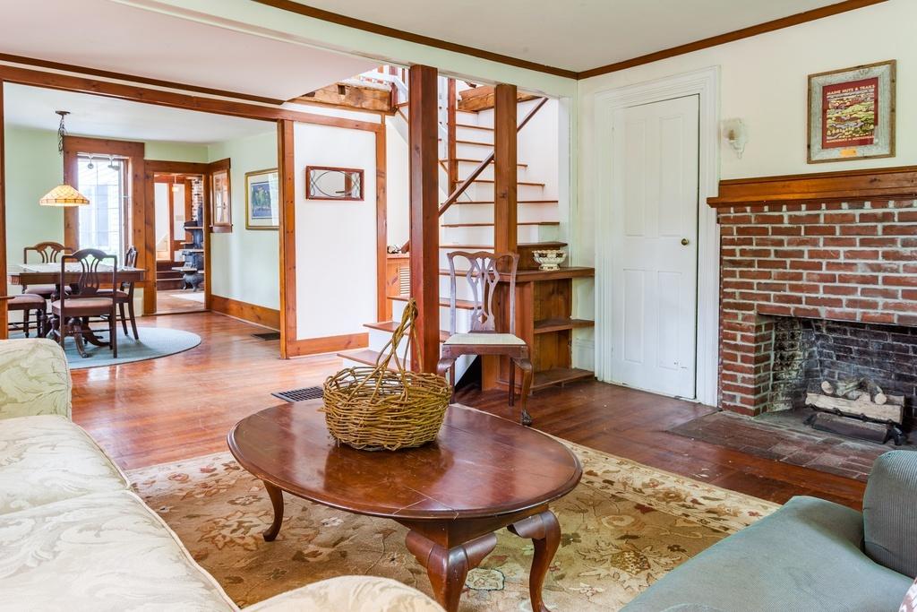 6 Babbidge Road Falmouth, ME 04105 - Photo 10 of 29 Living Room