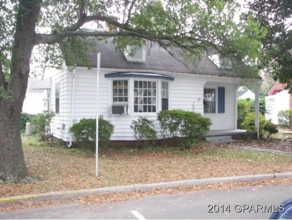 $850 | 301 South Harding Street, Greenville, NC 27858