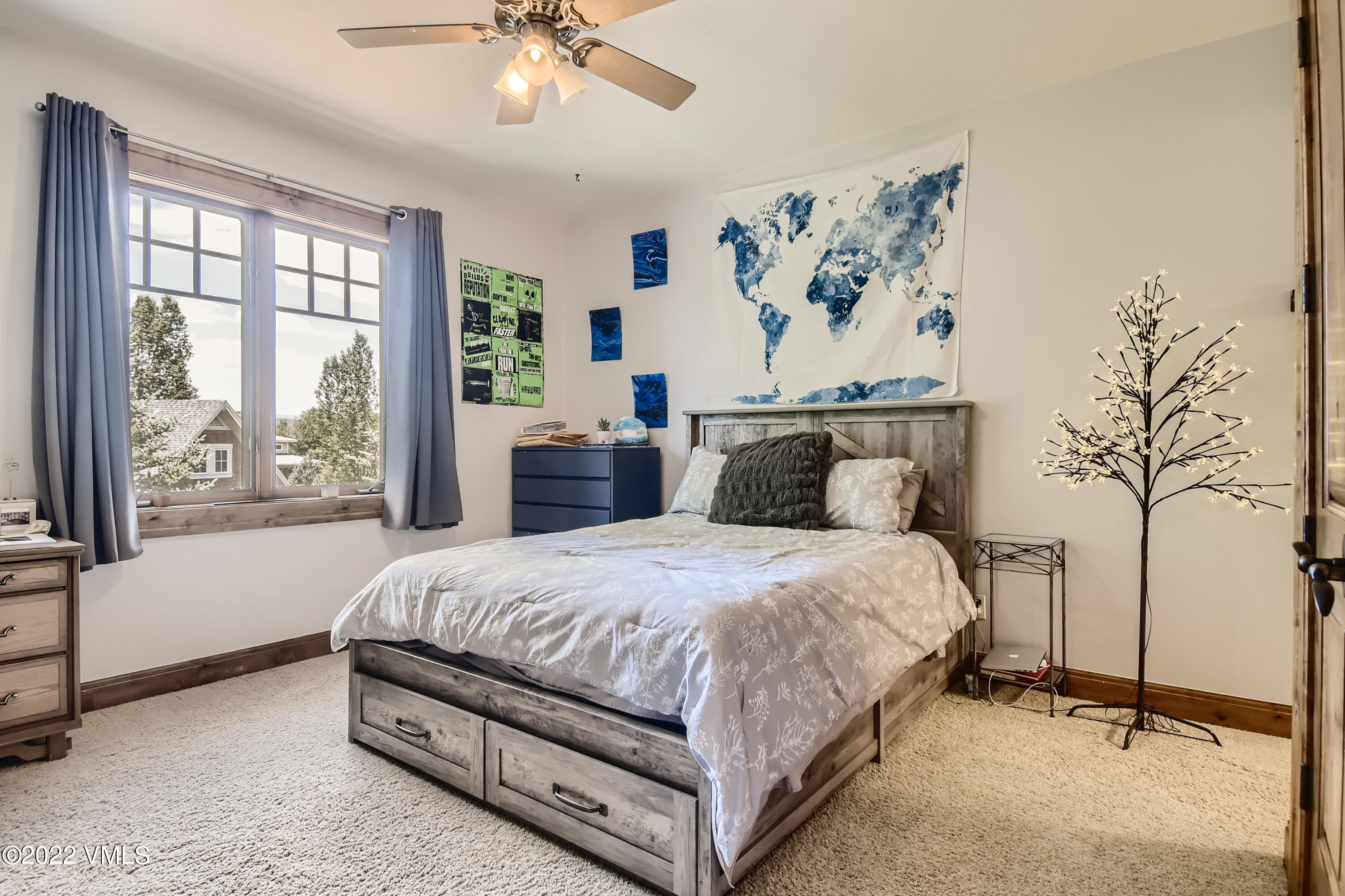 1829 Eagle Ranch Road Eagle, CO 81631 - Photo 22 of 28 31 2nd Floor Bedroom