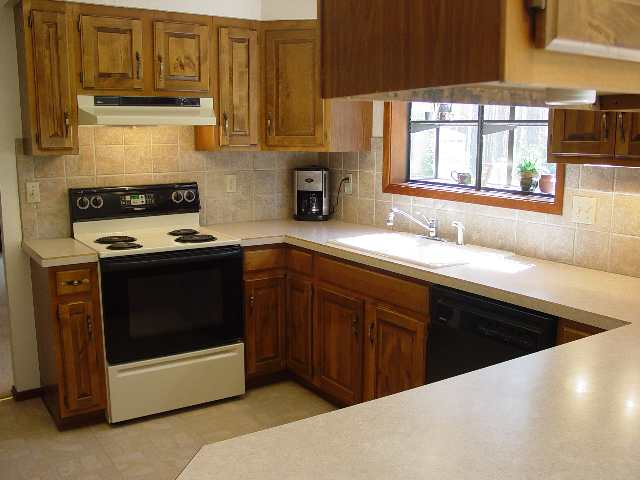 723 West Crestview Road Spokane, WA 99224 - Photo 5 of 8