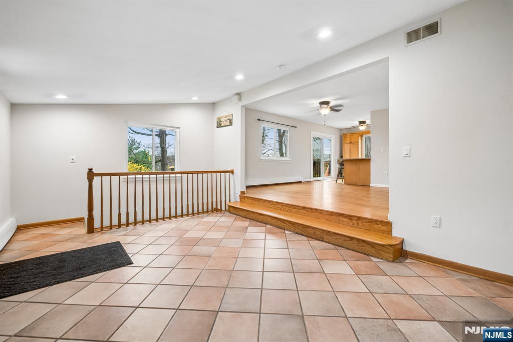 10 Laurel Trail Butler, NJ 07405 - Photo 6 of 35