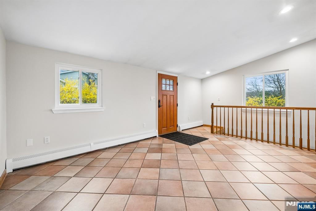 10 Laurel Trail Butler, NJ 07405 - Photo 7 of 35