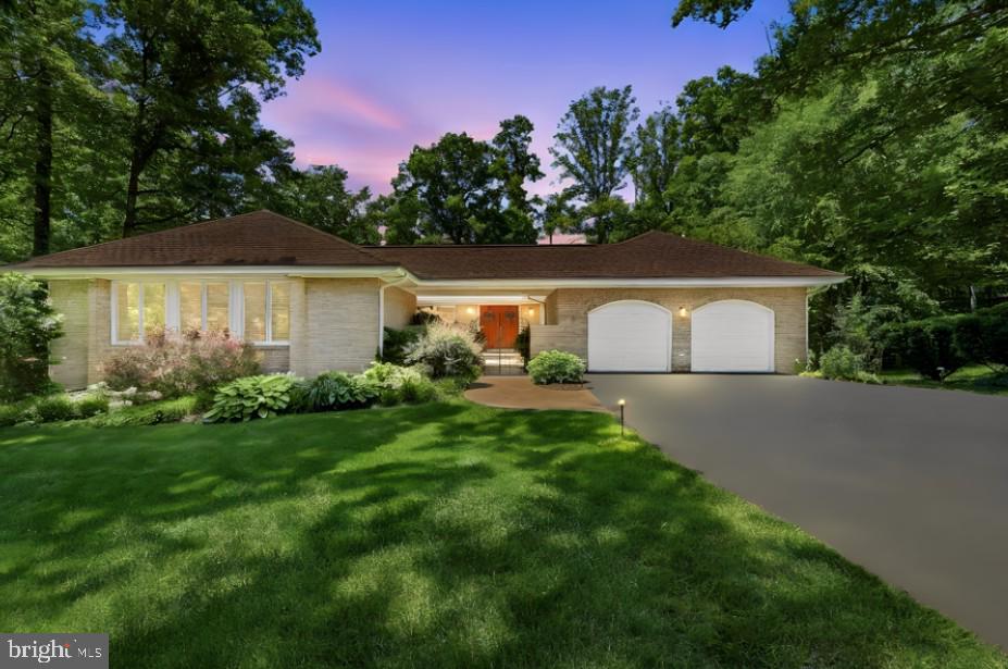 7512 Rambling Ridge Drive Fairfax Station, VA 22039 - Photo 2 of 64