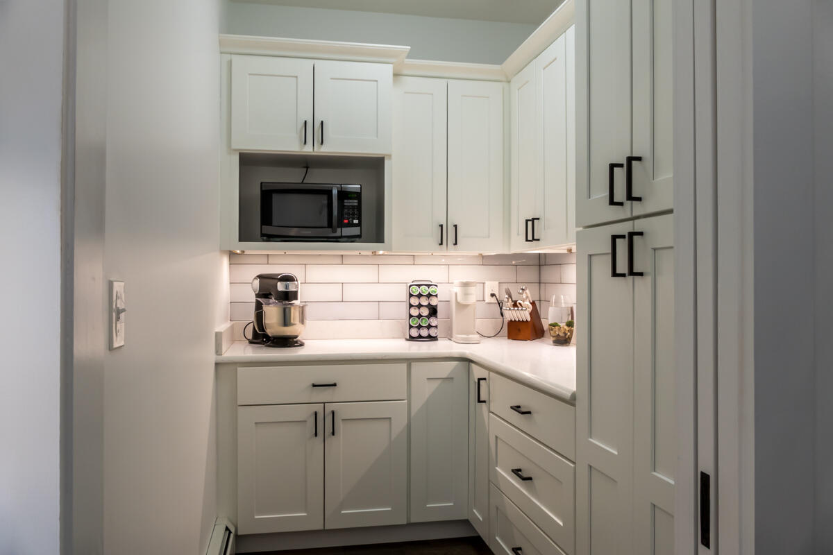 33 Eastfield Drive Gray, ME 04039 - Photo 12 of 65 25-Pantry (2 of 3)