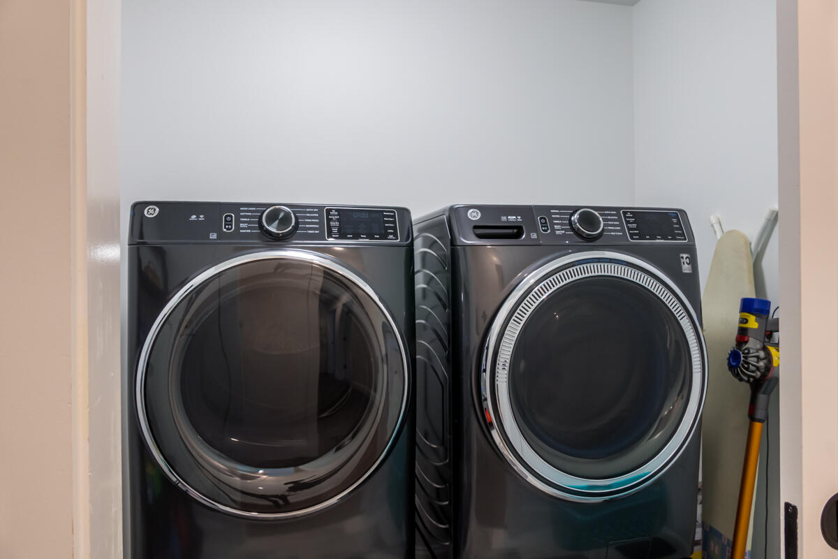 33 Eastfield Drive Gray, ME 04039 - Photo 45 of 65 55-2nd floor laundry