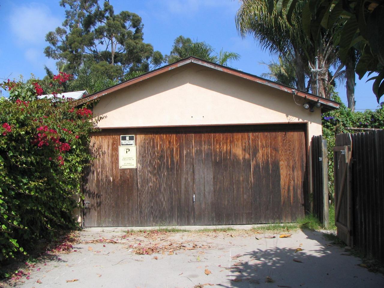 6638 Sabado Tarde Road Goleta, CA 93117 - Photo 10 of 15 2 Car Garage
