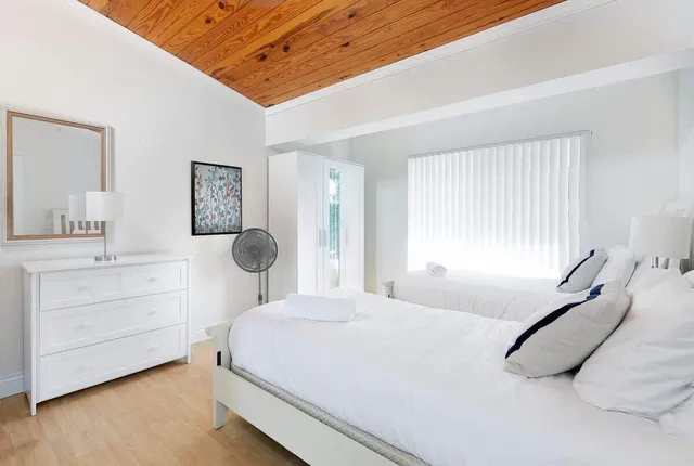 $13,000 | 1103 Southeast 14th Drive, Deerfield Beach, FL 33441