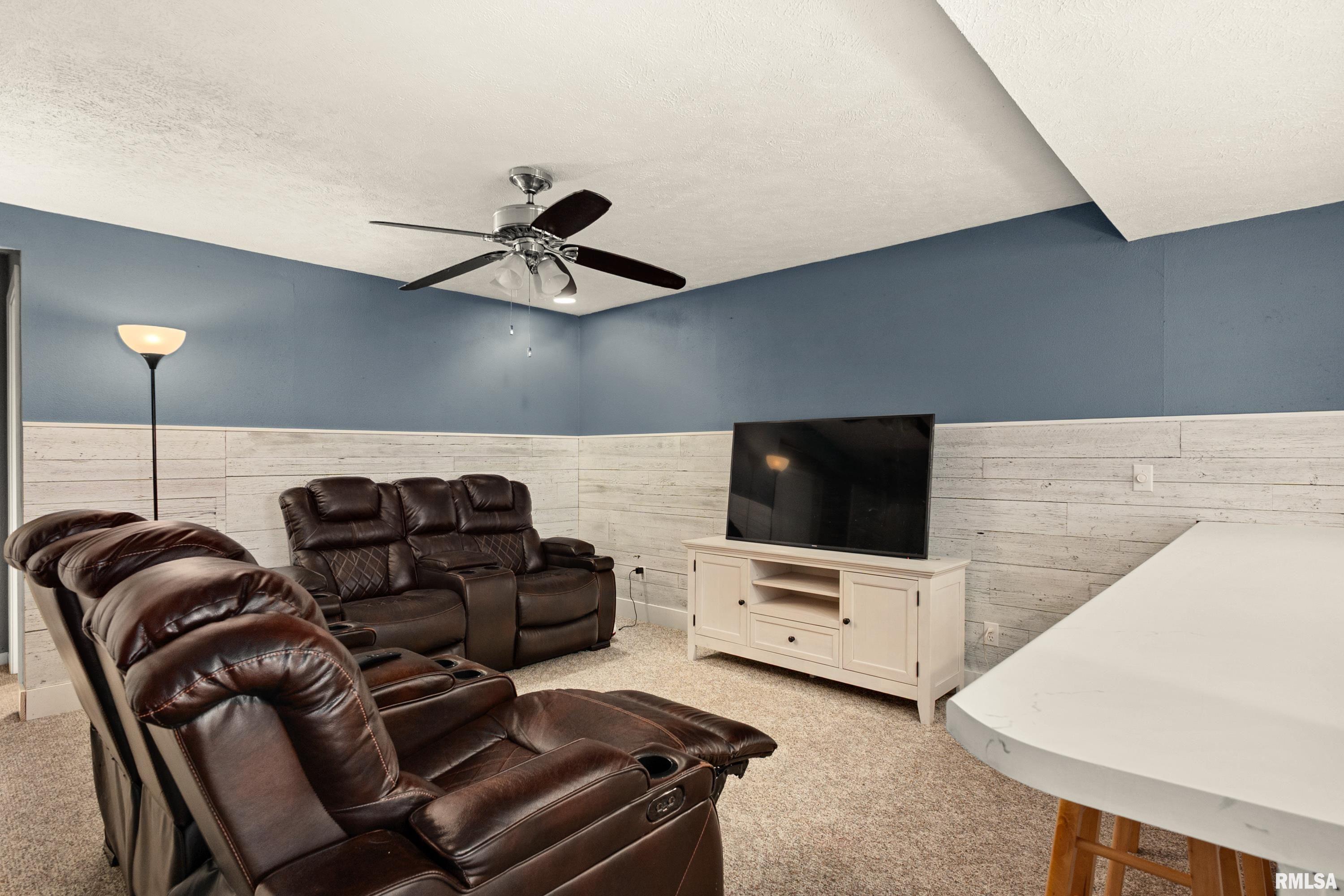 1950 English Oak Washington, IL 61571 - Photo 35 of 50