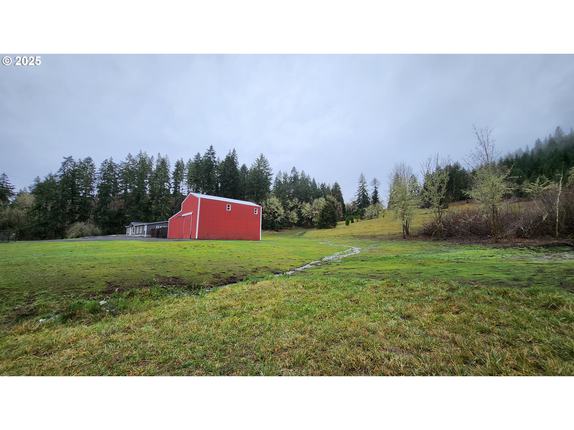 6288 Hayhurst Road Yoncalla, OR 97499 - Photo 9 of 38 Gallery Image 9