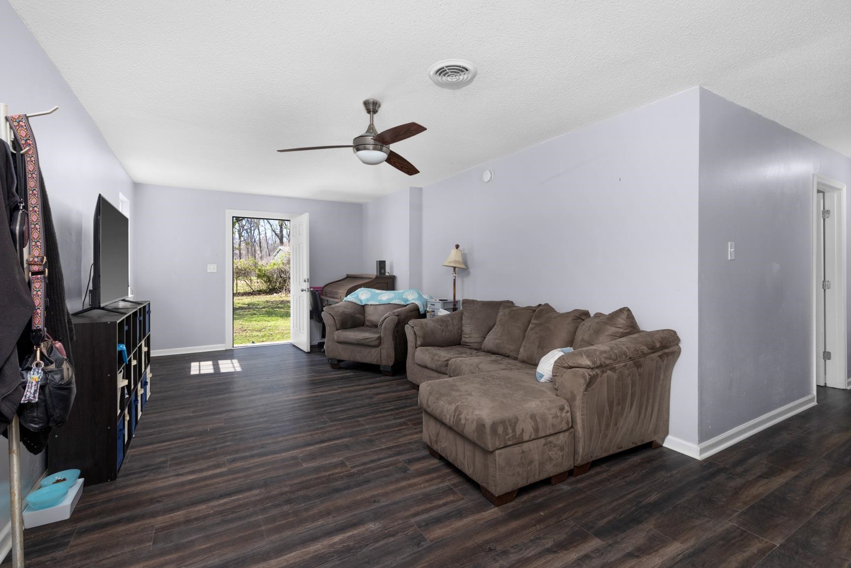 686 Pryor Road Drummonds, TN 38023 - Photo 6 of 23