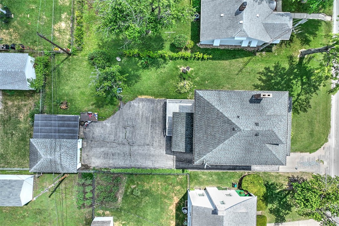 1300 East Lake Shore Drive Decatur, IL 62521 - Photo 6 of 35 Gallery Image 6