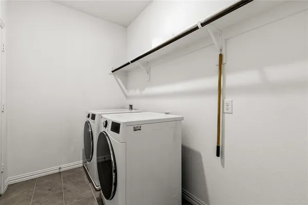 $369,900 | 3216 Midnight Drive, Sachse, TX 75048