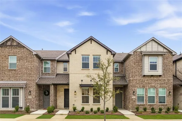 $369,900 | 3216 Midnight Drive, Sachse, TX 75048