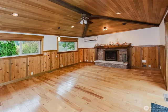 $677,500 | 12241 Olalla Valley Road Southeast, Olalla, WA 98359