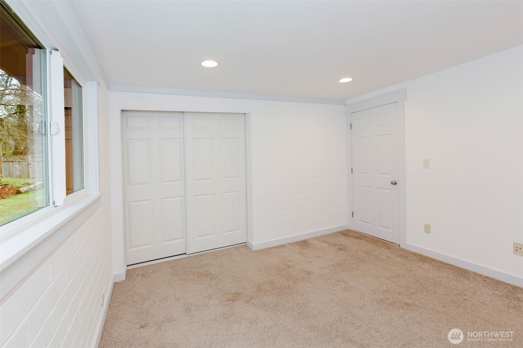 12241 Olalla Valley Road Southeast Olalla, WA 98359 - Photo 25 of 39 a view of an empty room