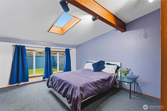 $689,000 | 11090 25th Avenue Southwest, Seattle, WA 98146