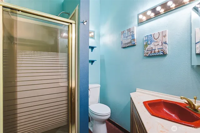 $689,000 | 11090 25th Avenue Southwest, Seattle, WA 98146