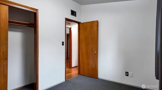 $689,000 | 11090 25th Avenue Southwest, Seattle, WA 98146