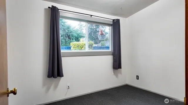 $689,000 | 11090 25th Avenue Southwest, Seattle, WA 98146