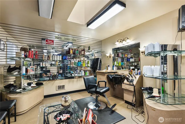 $689,000 | 11090 25th Avenue Southwest, Seattle, WA 98146