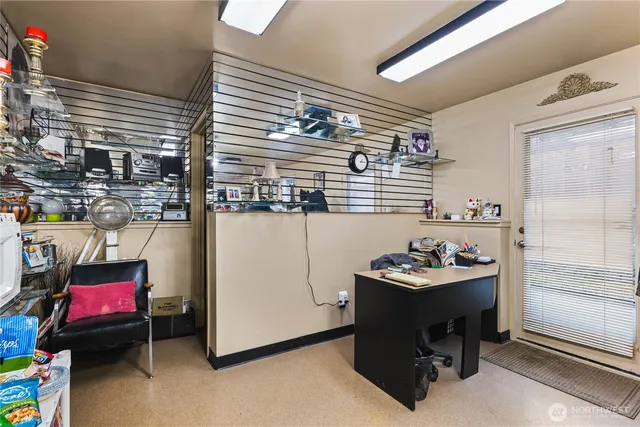 $689,000 | 11090 25th Avenue Southwest, Seattle, WA 98146