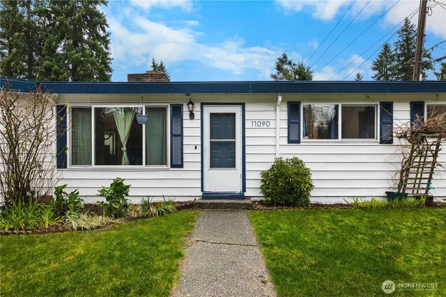 $689,000 | 11090 25th Avenue Southwest, Seattle, WA 98146