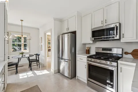 $799,000 | 2833 Morgan Avenue, Oakland, CA 94602