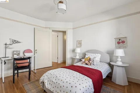 $799,000 | 2833 Morgan Avenue, Oakland, CA 94602