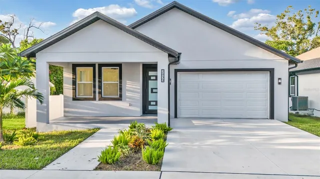 $4,000 | 2839 60th Avenue North, St. Petersburg, FL 33714