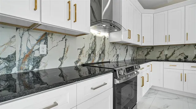 $4,000 | 2839 60th Avenue North, St. Petersburg, FL 33714