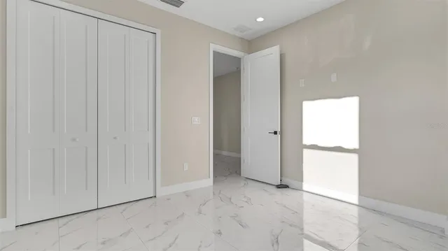 $4,000 | 2839 60th Avenue North, St. Petersburg, FL 33714