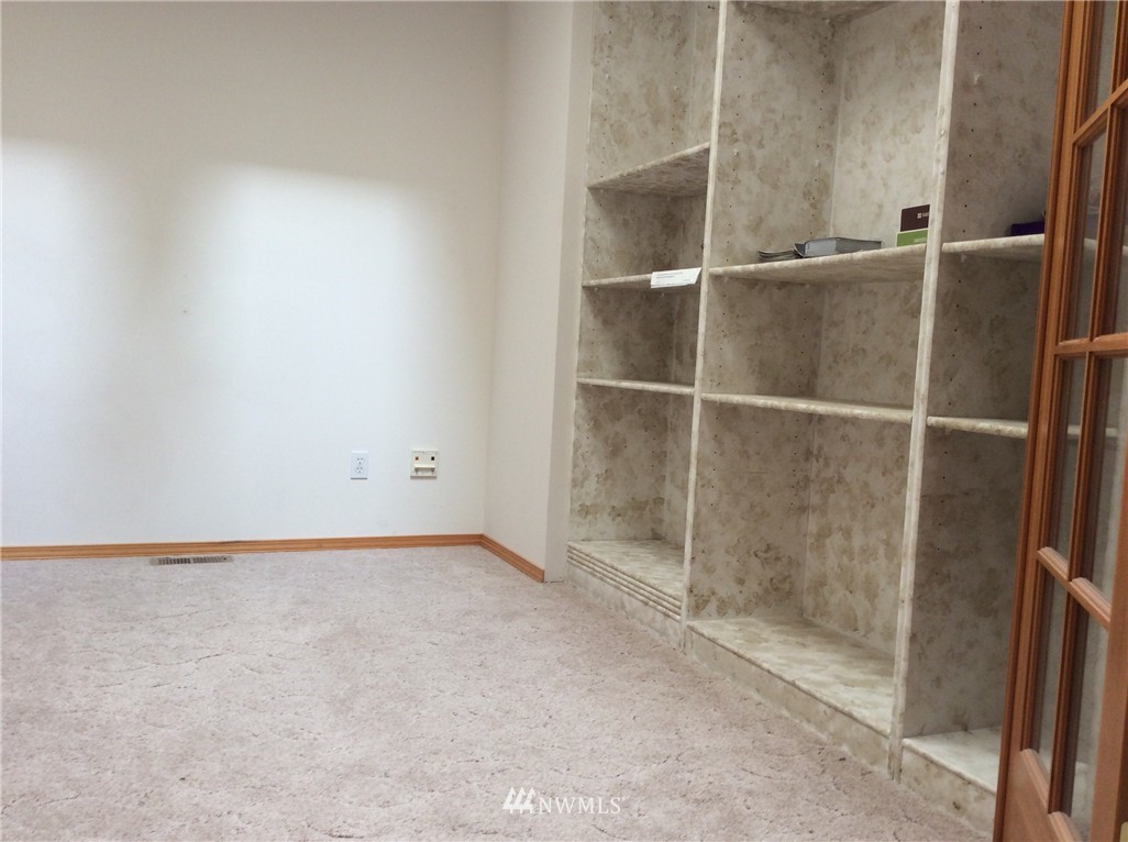 2318 Riley Road Mount Vernon, WA 98274 - Photo 14 of 17 Gallery Image 14