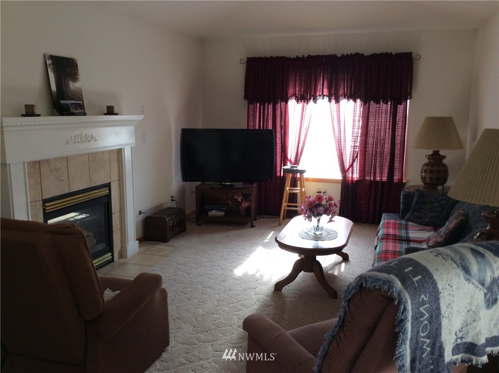 2318 Riley Road Mount Vernon, WA 98274 - Photo 3 of 17 Gallery Image 3