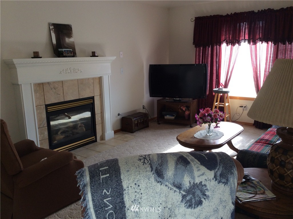 2318 Riley Road Mount Vernon, WA 98274 - Photo 4 of 17 Gallery Image 4