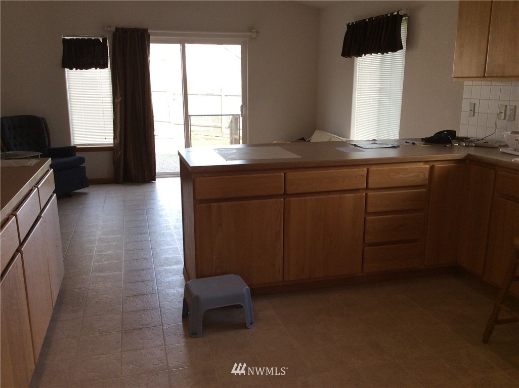 2318 Riley Road Mount Vernon, WA 98274 - Photo 6 of 17 Gallery Image 6