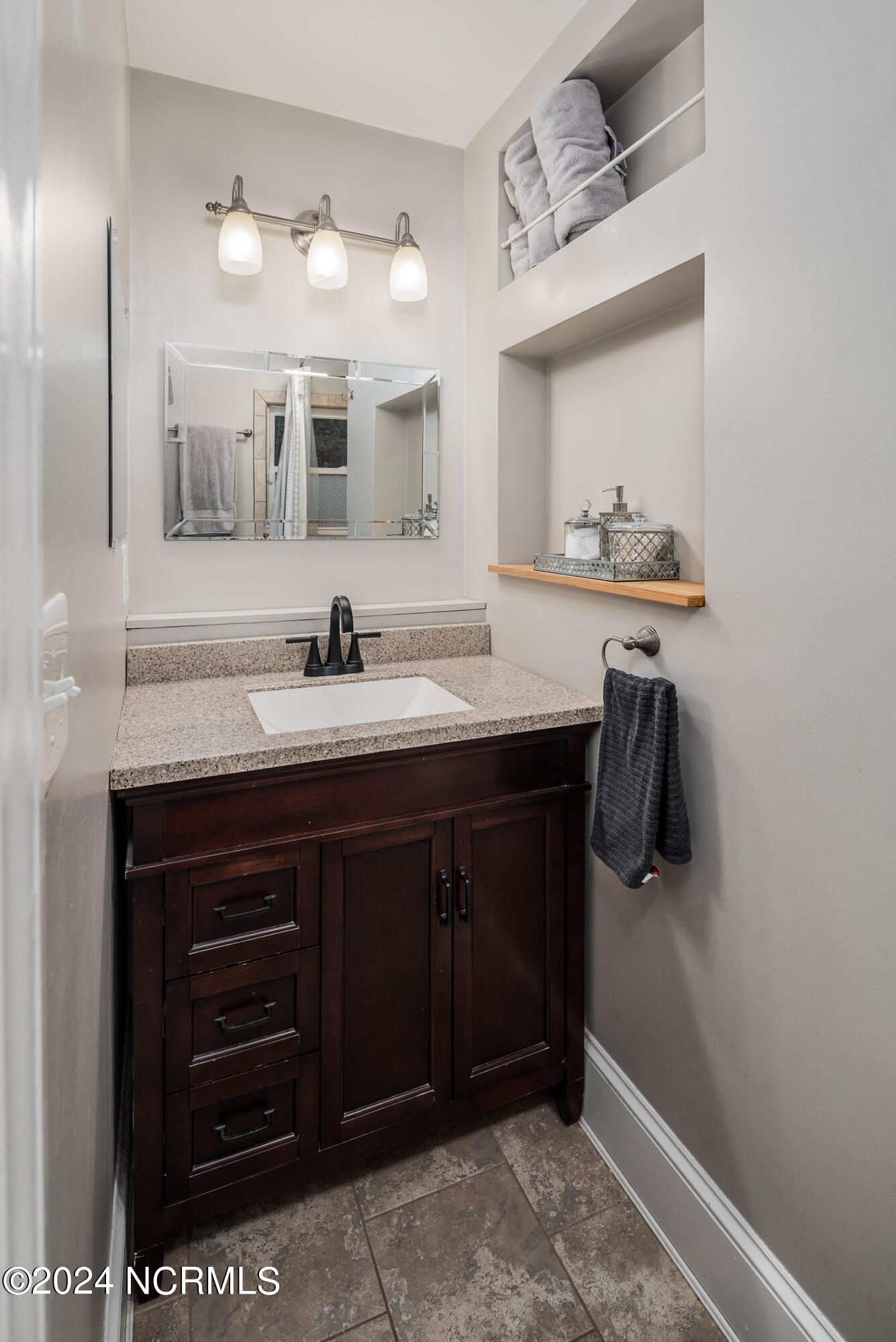 212 Prince Road Greenville, NC 27858 - Photo 23 of 46 20240527 MLS E_Mcallister 212 Price Rd G