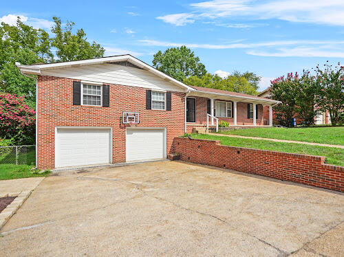 4114 Norcross Road Hixson, TN 37343 - Photo 2 of 20 IMG_0417