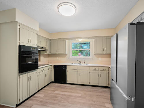 4114 Norcross Road Hixson, TN 37343 - Photo 6 of 20 IMG_0426