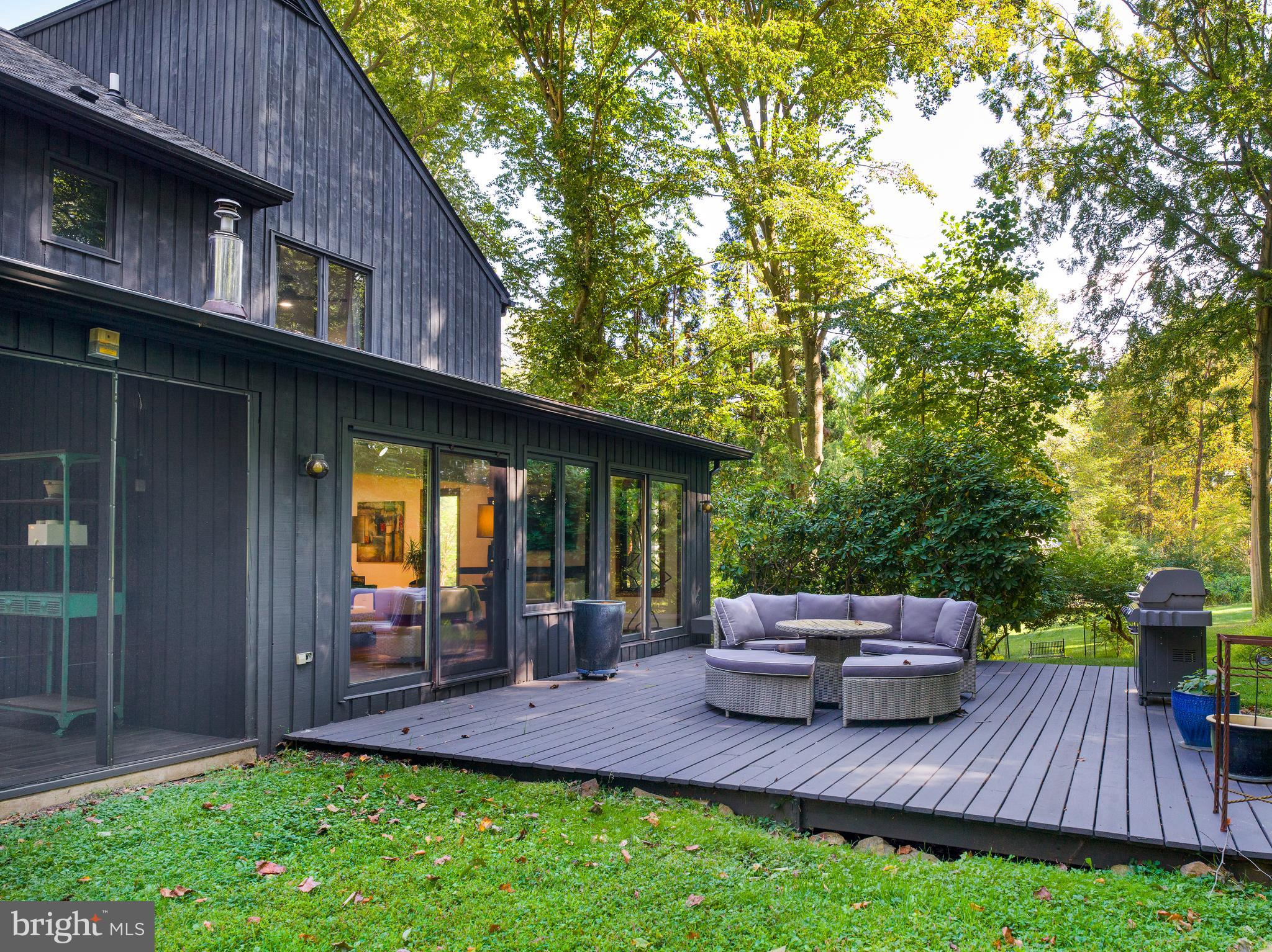 194 Pheasant Run Road West Chester, PA 19382 - Photo 27 of 31 Rear Deck