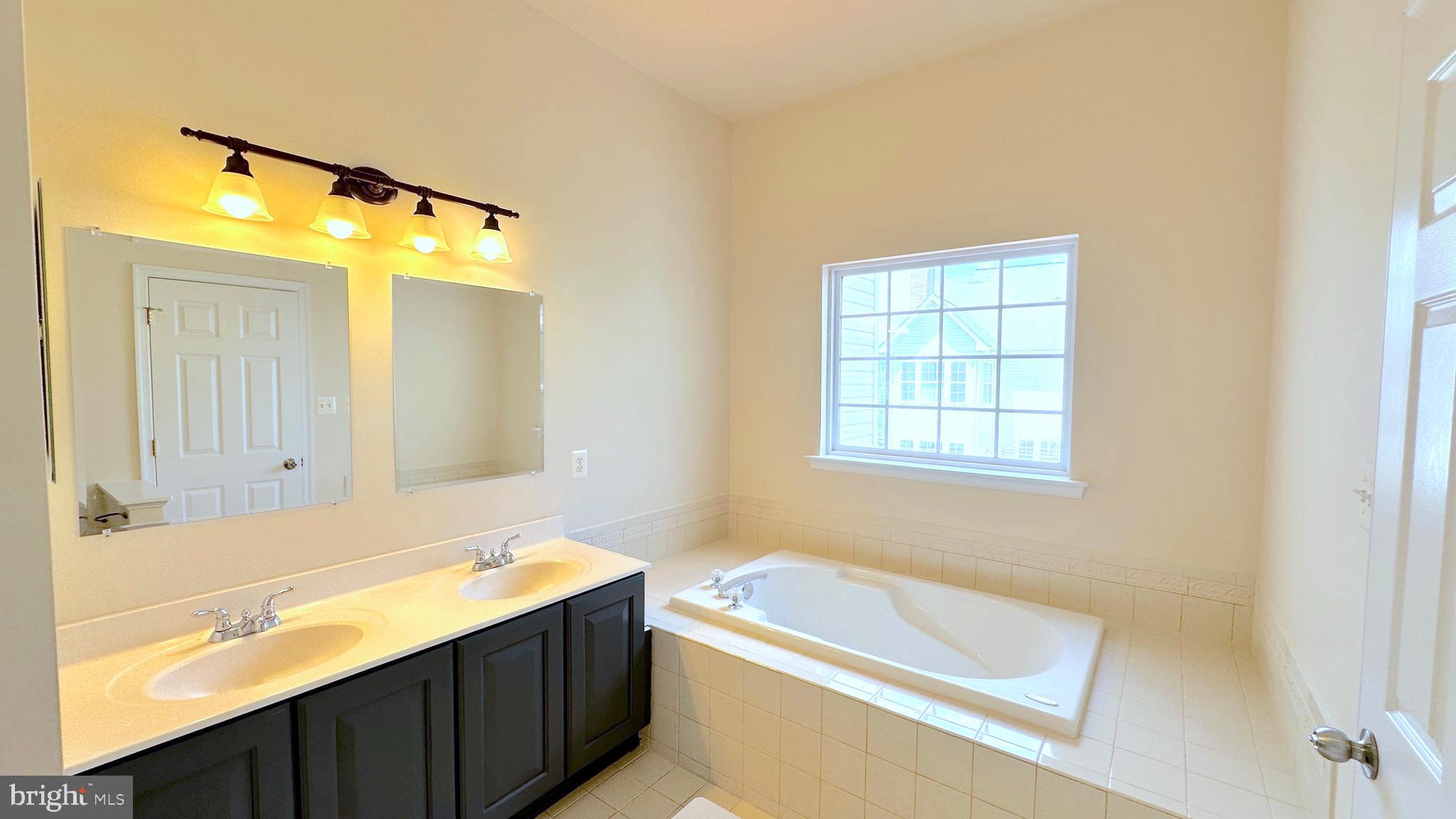 626 Springhouse Square Southeast Leesburg, VA 20175 - Photo 15 of 22 Gallery Image 15
