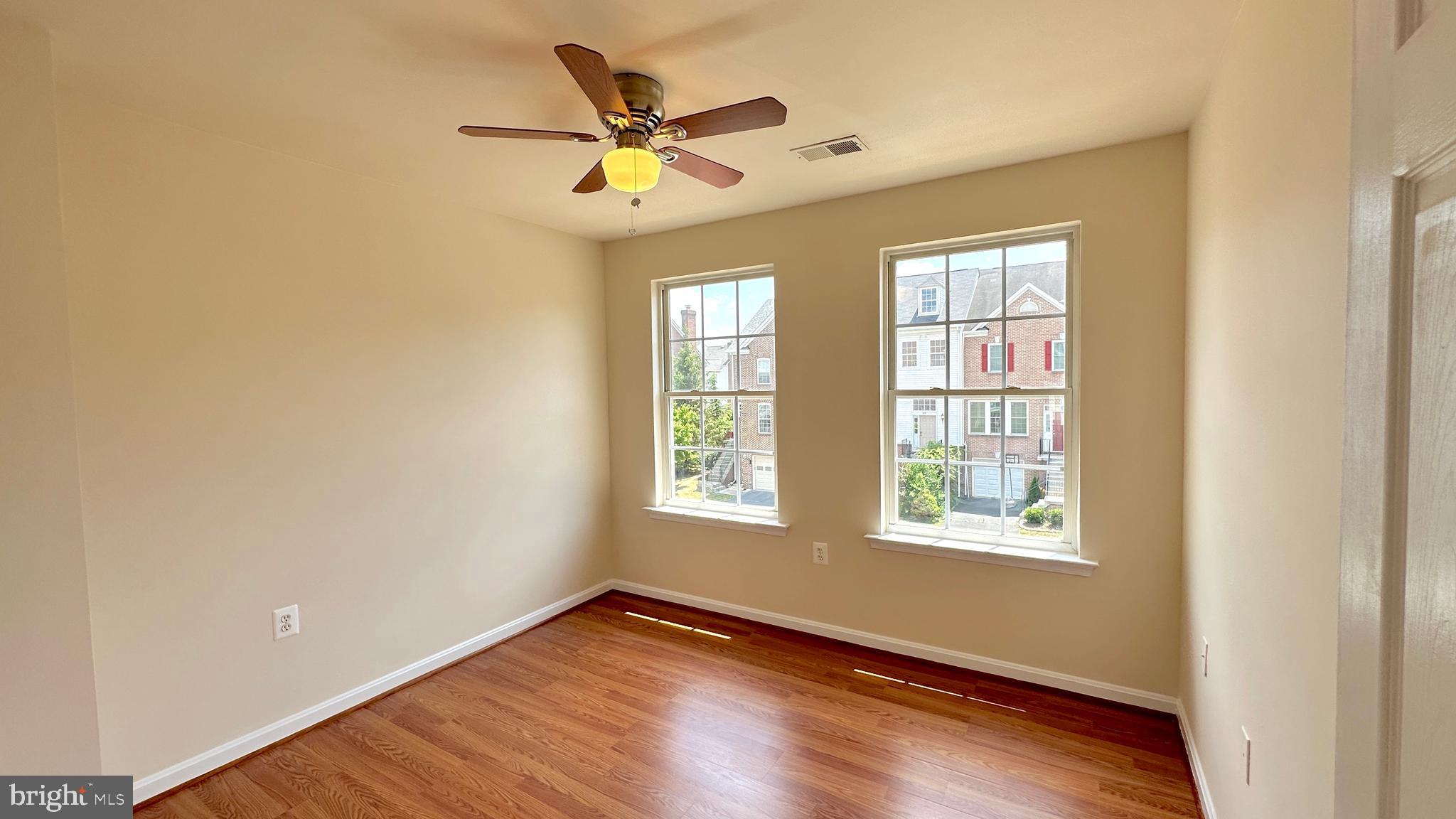 626 Springhouse Square Southeast Leesburg, VA 20175 - Photo 18 of 22 Gallery Image 18