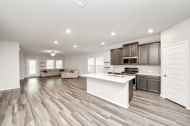 $333,000 | 518 Ellwood Terrace Lane, Richmond, TX 77406