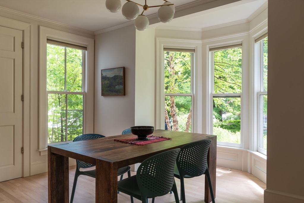 114 South Main Street Northampton, MA 01062 - Photo 5 of 42