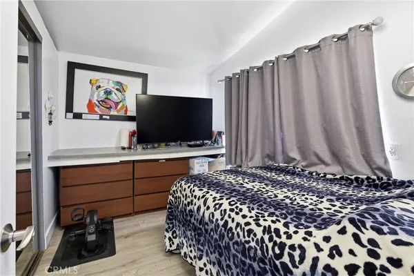 $1,299,999 | 10418 Samoa Avenue, Tujunga, CA 91042