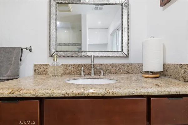 $1,299,999 | 10418 Samoa Avenue, Tujunga, CA 91042